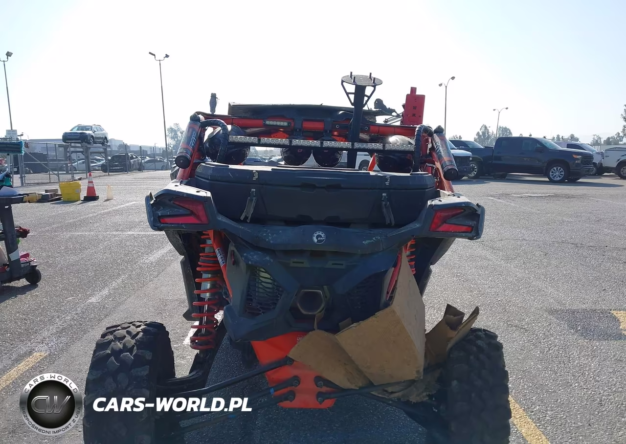2018 Can-Am Maverick X3 Max X Rs Turbo R VIN:3JBVNAW27JK000967 - 6