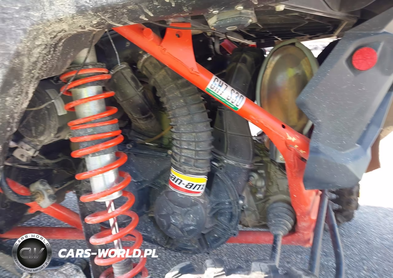 2018 Can-Am Maverick X3 Max X Rs Turbo R VIN:3JBVNAW27JK000967 - 9