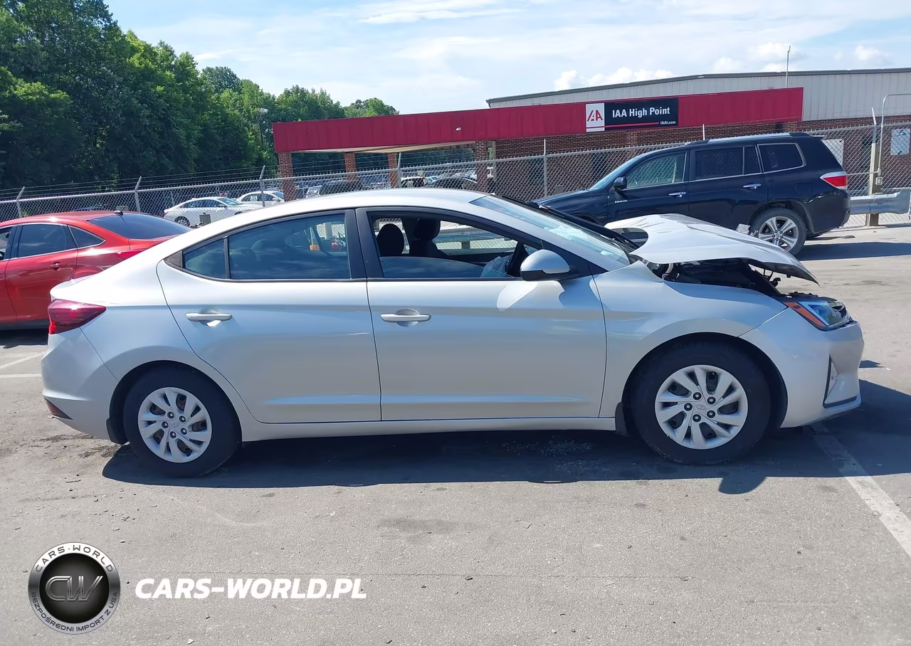 2019 Hyundai Elantra Se VIN:5NPD74LF9KH446741 - 12