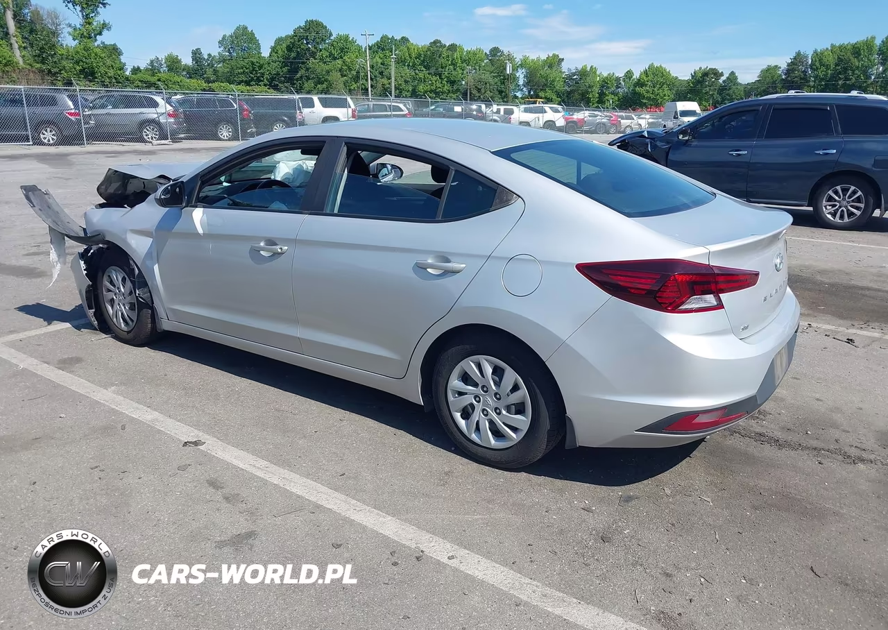 2019 Hyundai Elantra Se VIN:5NPD74LF9KH446741 - 3