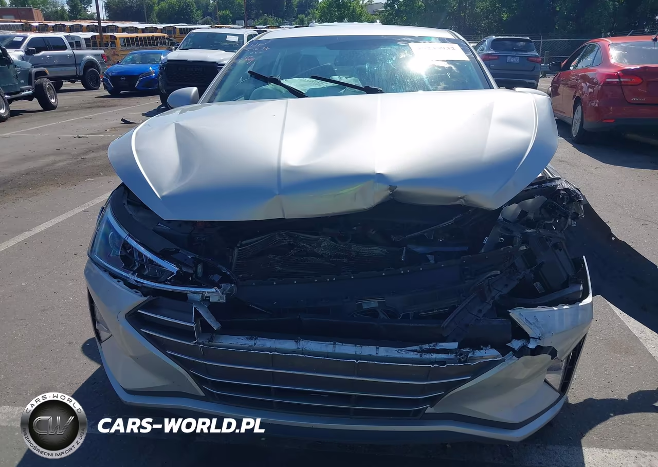 2019 Hyundai Elantra Se VIN:5NPD74LF9KH446741 - 6