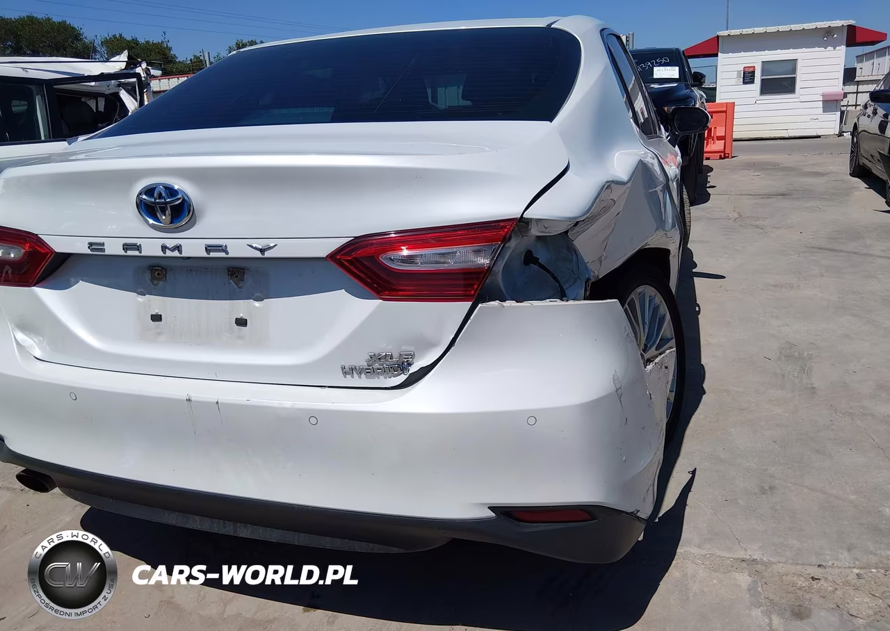2018 Toyota Camry Hybrid Xle VIN:4T1B21HK9JU006111 - 16