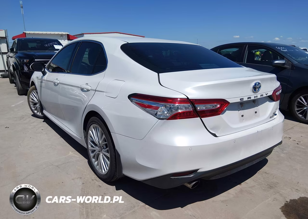 2018 Toyota Camry Hybrid Xle VIN:4T1B21HK9JU006111 - 3