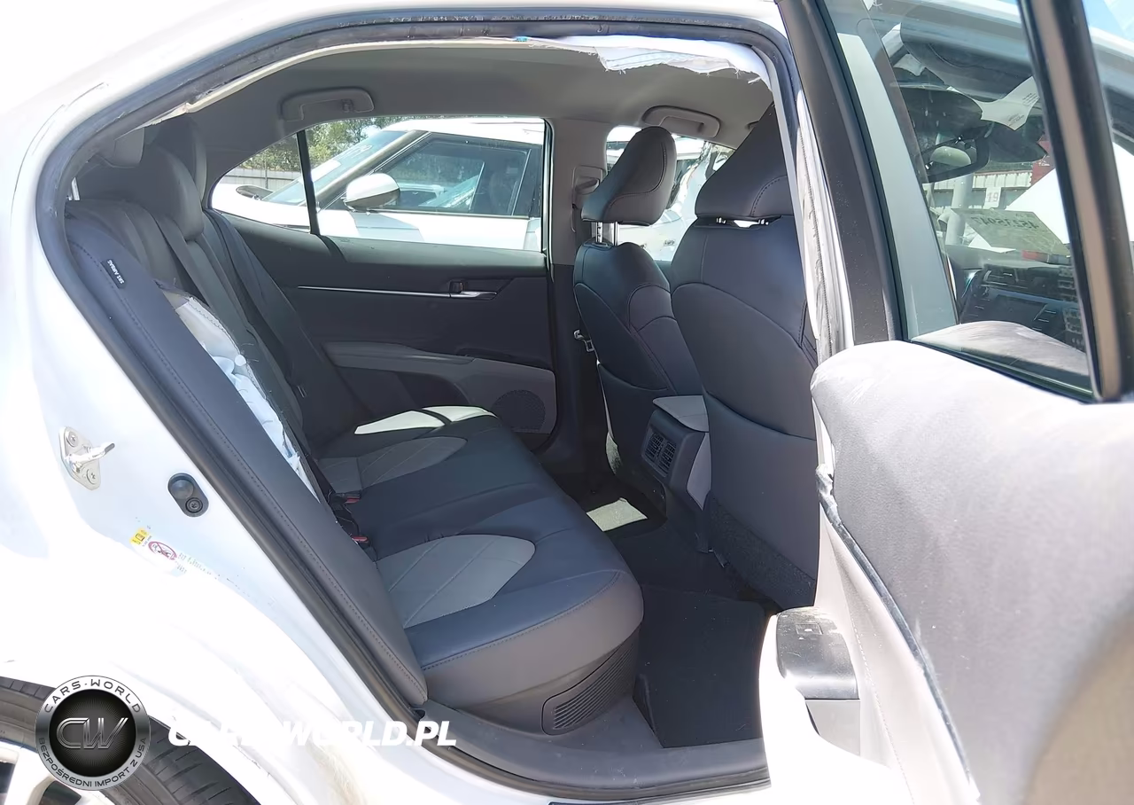 2018 Toyota Camry Hybrid Xle VIN:4T1B21HK9JU006111 - 8