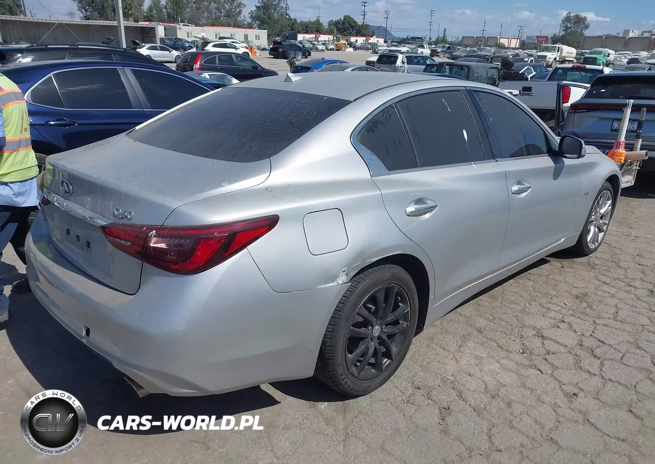 2019 Infiniti Q50 3.0T Luxe VIN:JN1EV7AR4KM558252 - 4