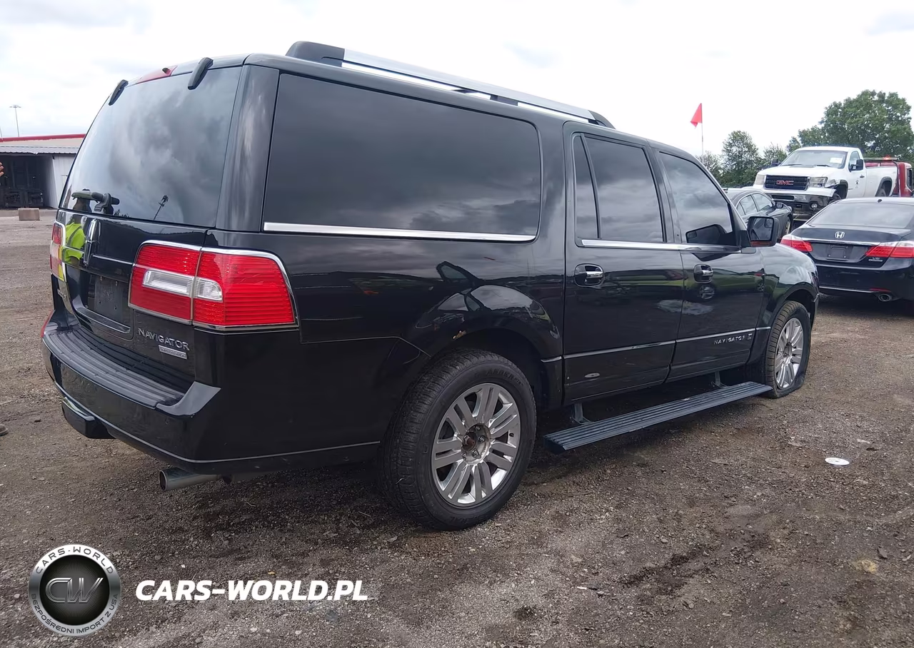2013 Lincoln Navigator L VIN:5LMJJ3J57DEL06739 - 4