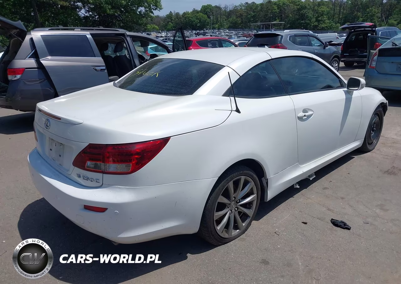 2015 Lexus Is 250C VIN:JTHFF2C21F2532662 - 4