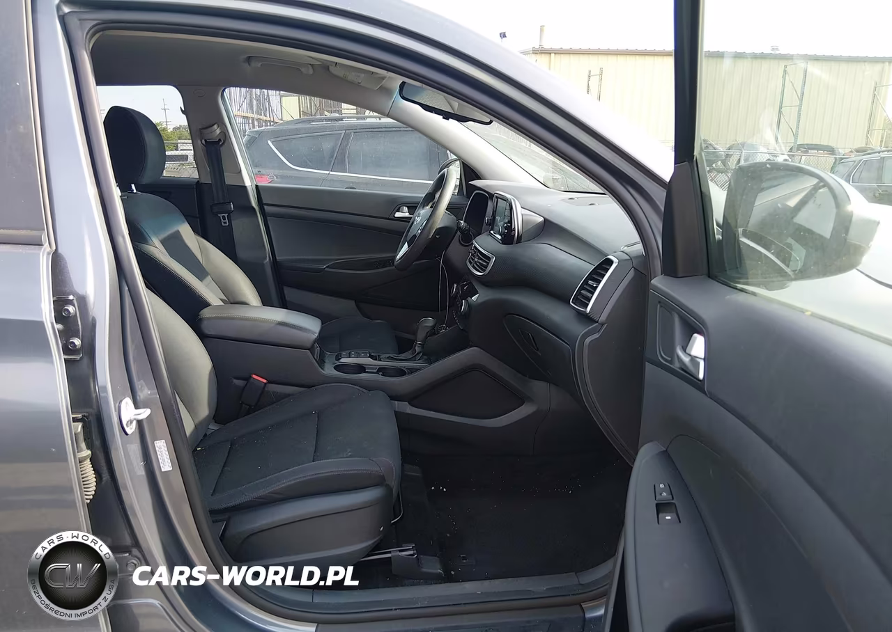 2019 Hyundai Tucson Value VIN:KM8J3CA4XKU888116 - 5