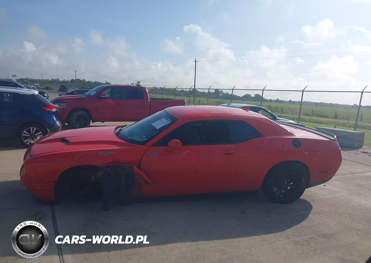 2018 Dodge Challenger Sxt Plus VIN:2C3CDZAG3JH334025 - 14