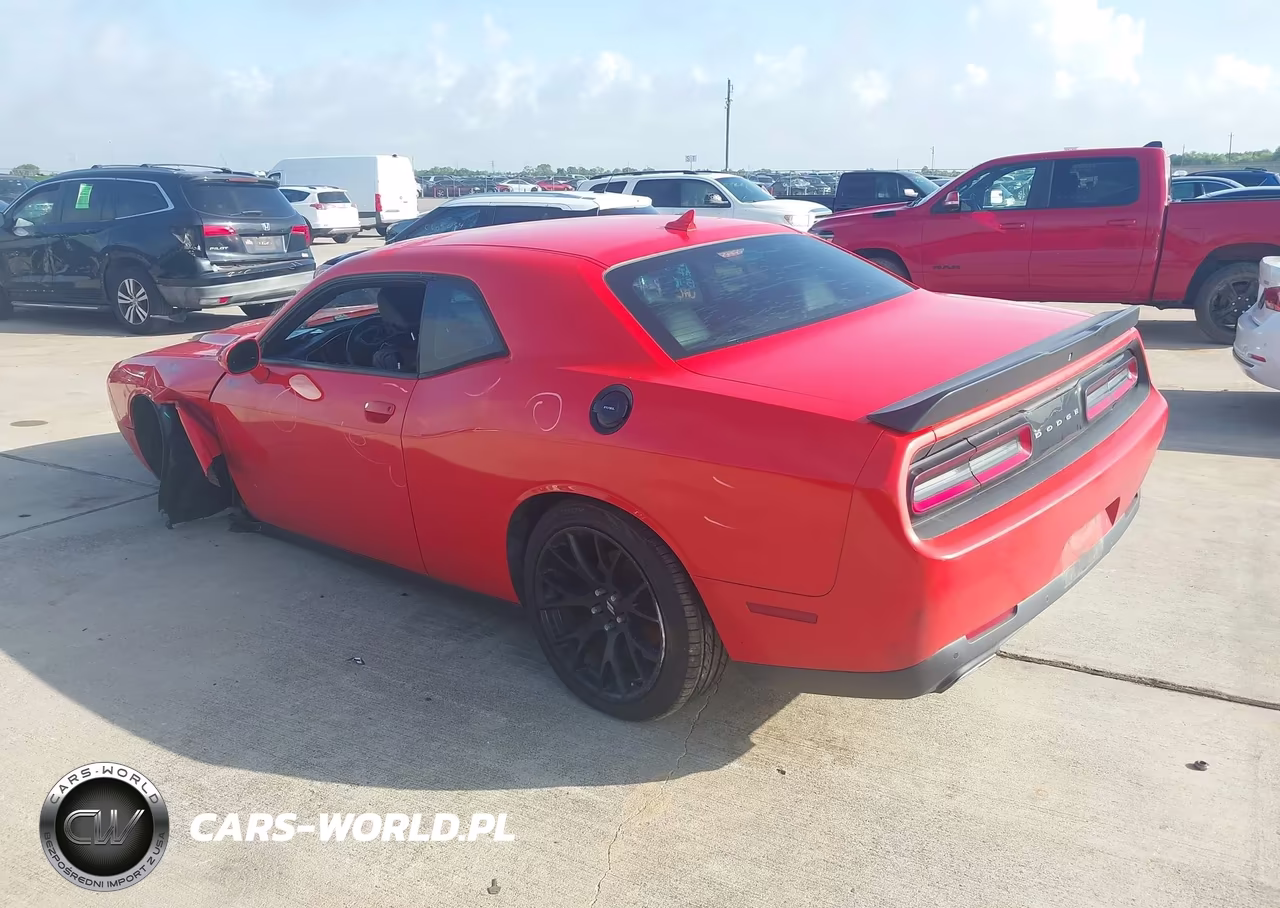 2018 Dodge Challenger Sxt Plus VIN:2C3CDZAG3JH334025 - 3
