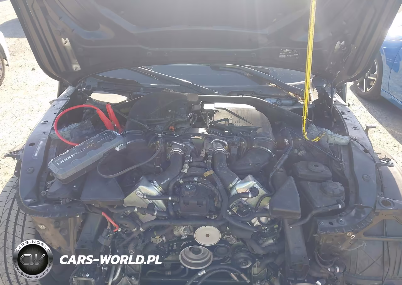 2012 BMW 750Li VIN:WBAKB8C58CDX20861 - 10
