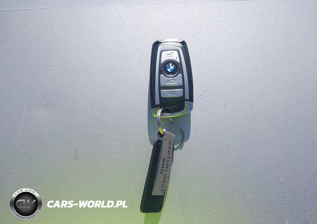 2012 BMW 750Li VIN:WBAKB8C58CDX20861 - 11