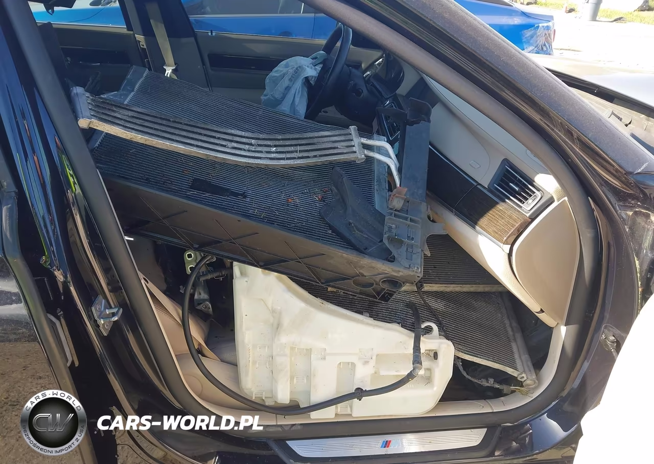2012 BMW 750Li VIN:WBAKB8C58CDX20861 - 13