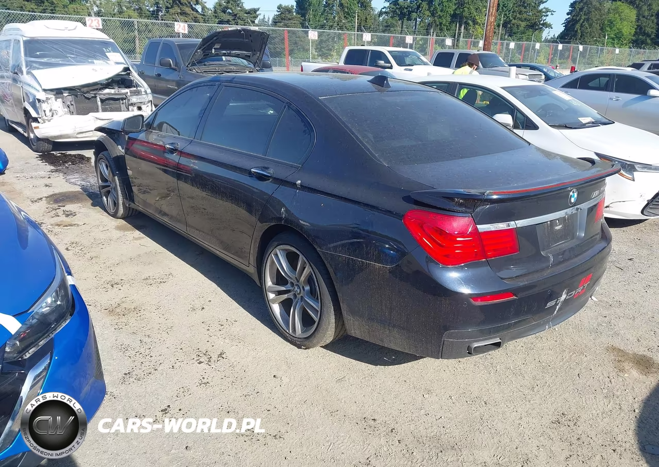 2012 BMW 750Li VIN:WBAKB8C58CDX20861 - 3