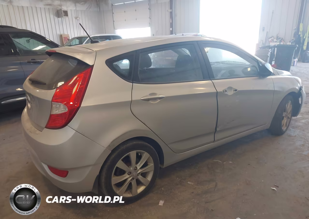 2012 Hyundai Accent Se VIN:KMHCU5AE3CU045905 - 4