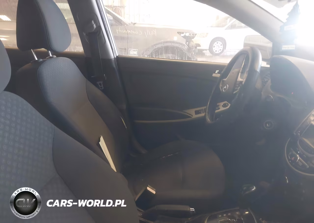 2012 Hyundai Accent Se VIN:KMHCU5AE3CU045905 - 5