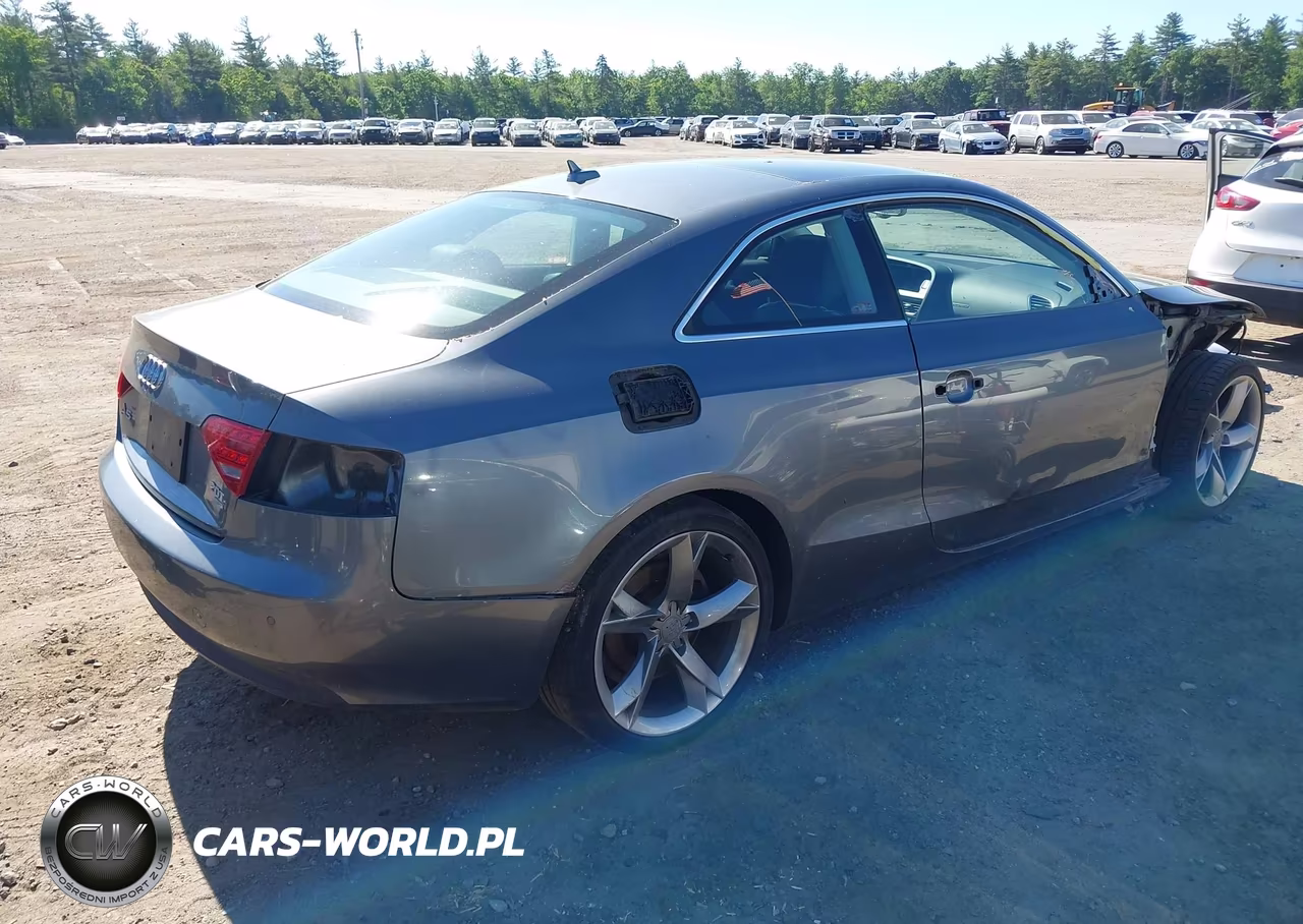 2012 Audi A5 2.0T Premium VIN:WAURFAFR9CA004786 - 4