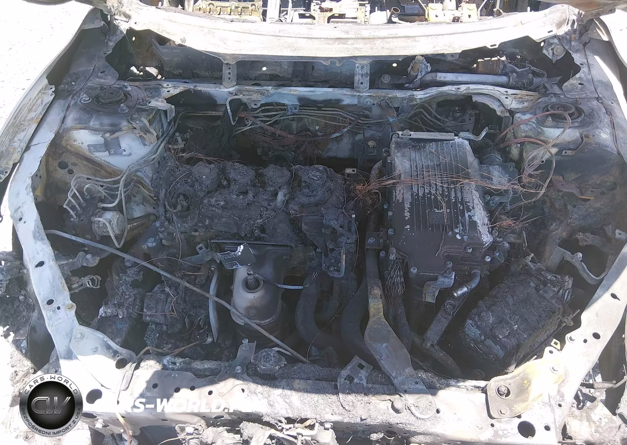 2015 Honda Accord Hybrid Touring VIN:1HGCR6F72FA008115 - 10