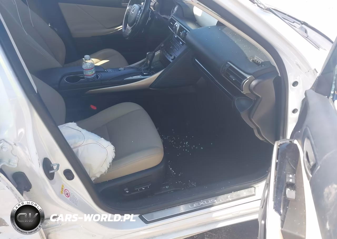 2018 Lexus Is 300 VIN:JTHC81D22J5033379 - 5