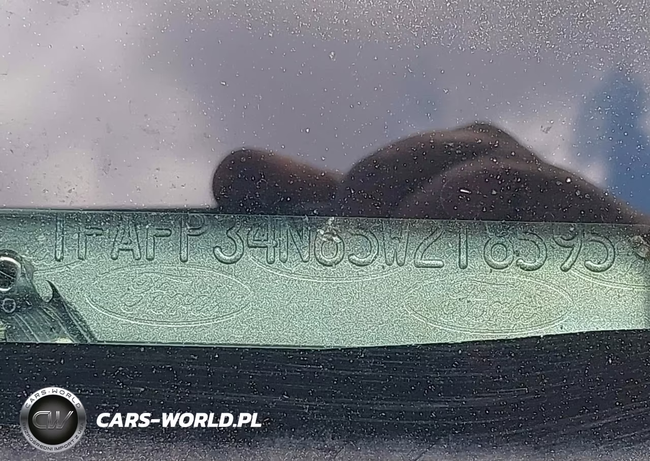 2005 Ford Focus Zx4 VIN:1FAFP34N65W218595 - 9