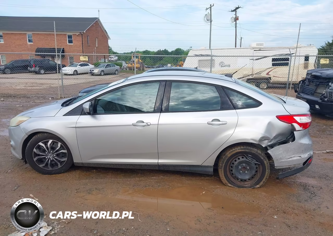 2012 Ford Focus Se VIN:1FAHP3F27CL217076 - 14