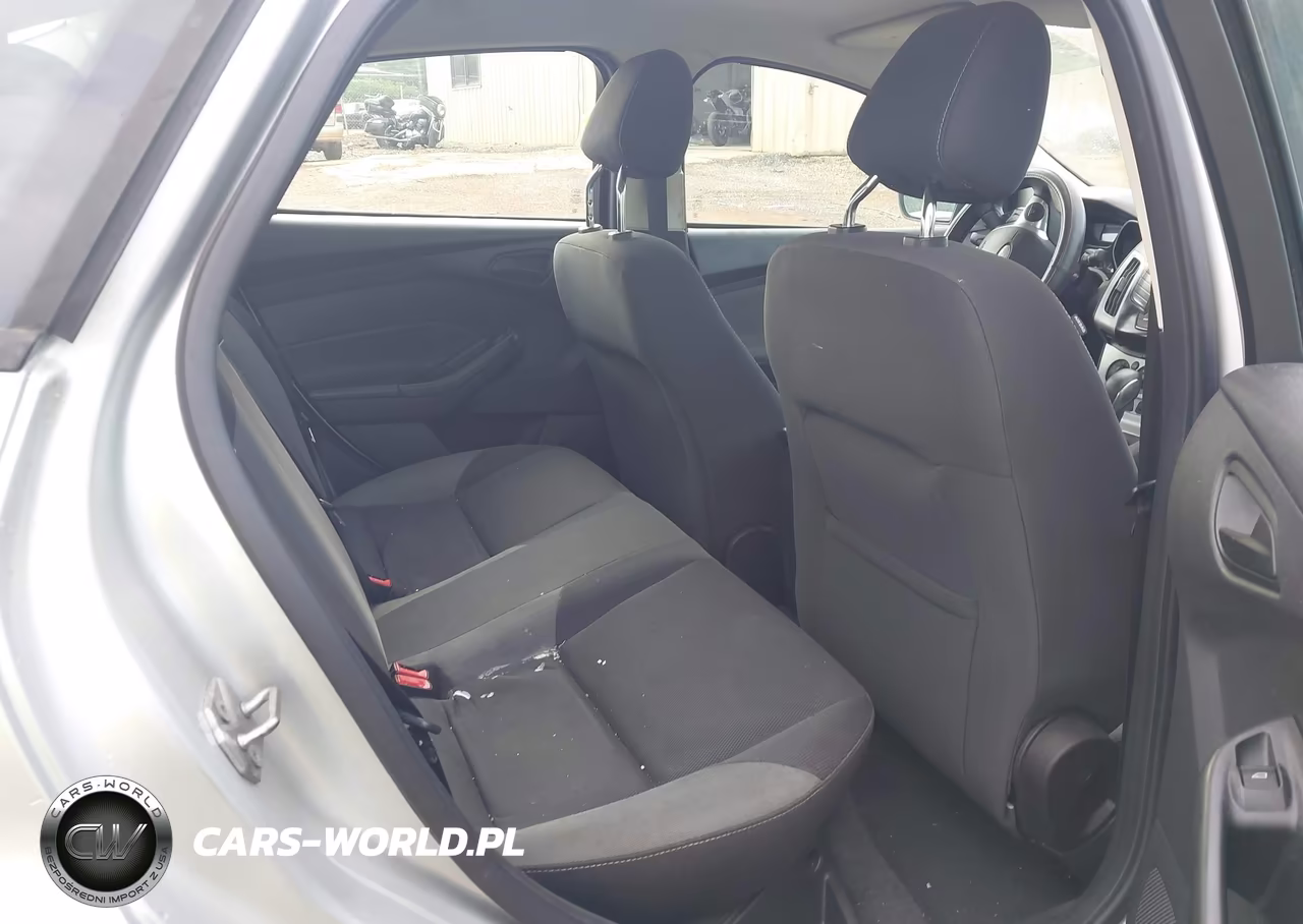 2012 Ford Focus Se VIN:1FAHP3F27CL217076 - 8
