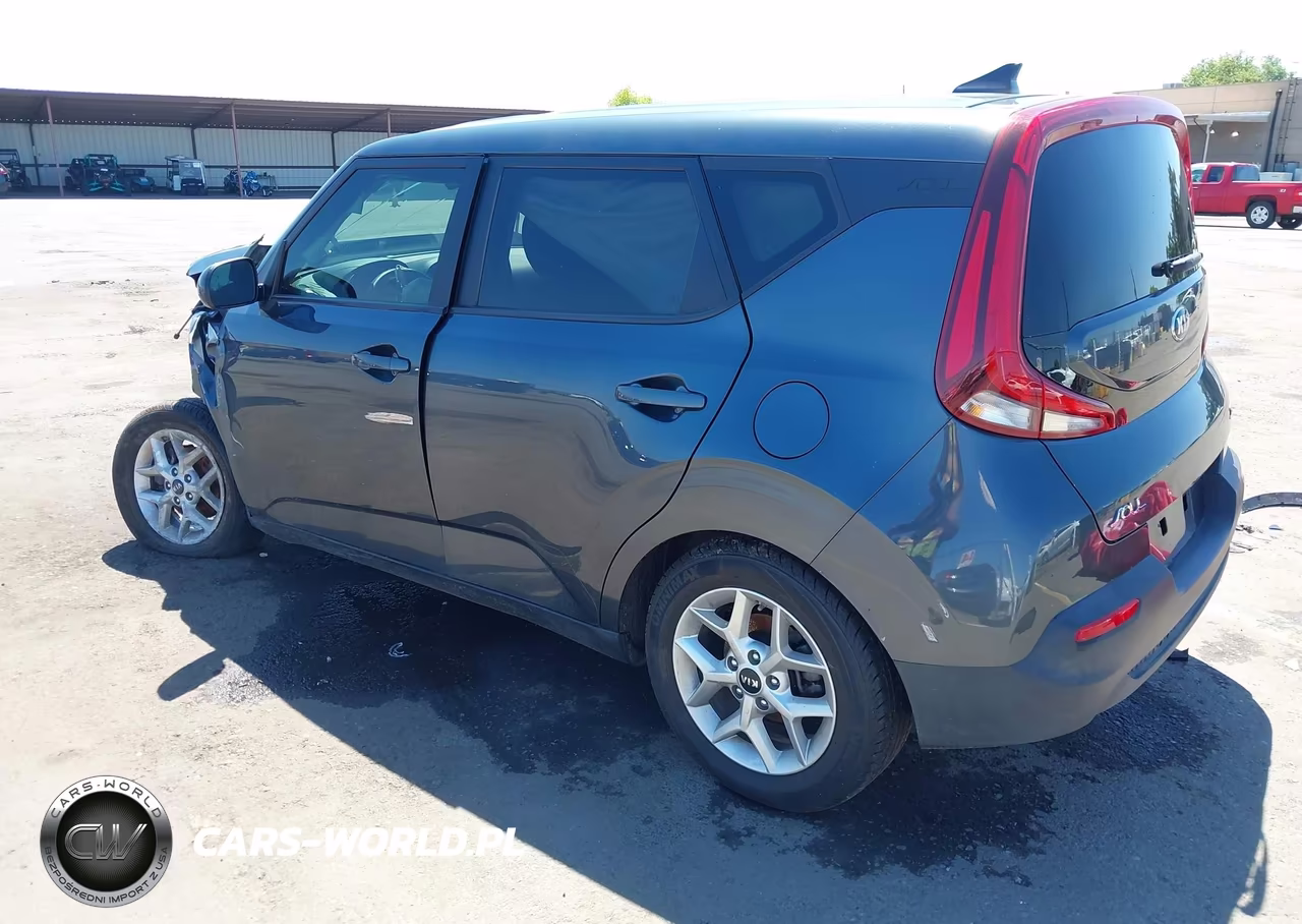 2020 Kia Soul S VIN:KNDJ23AU4L7039302 - 3