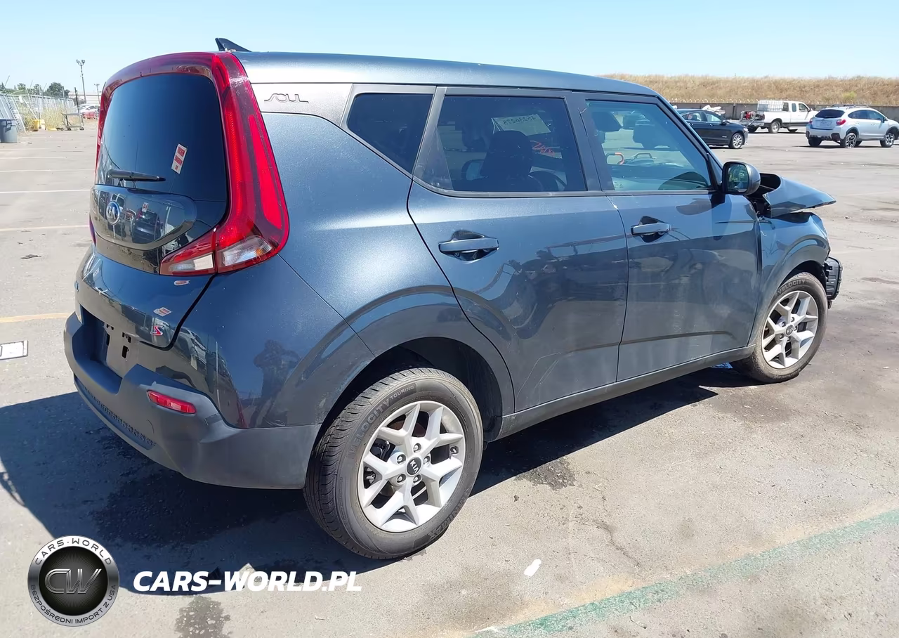 2020 Kia Soul S VIN:KNDJ23AU4L7039302 - 4