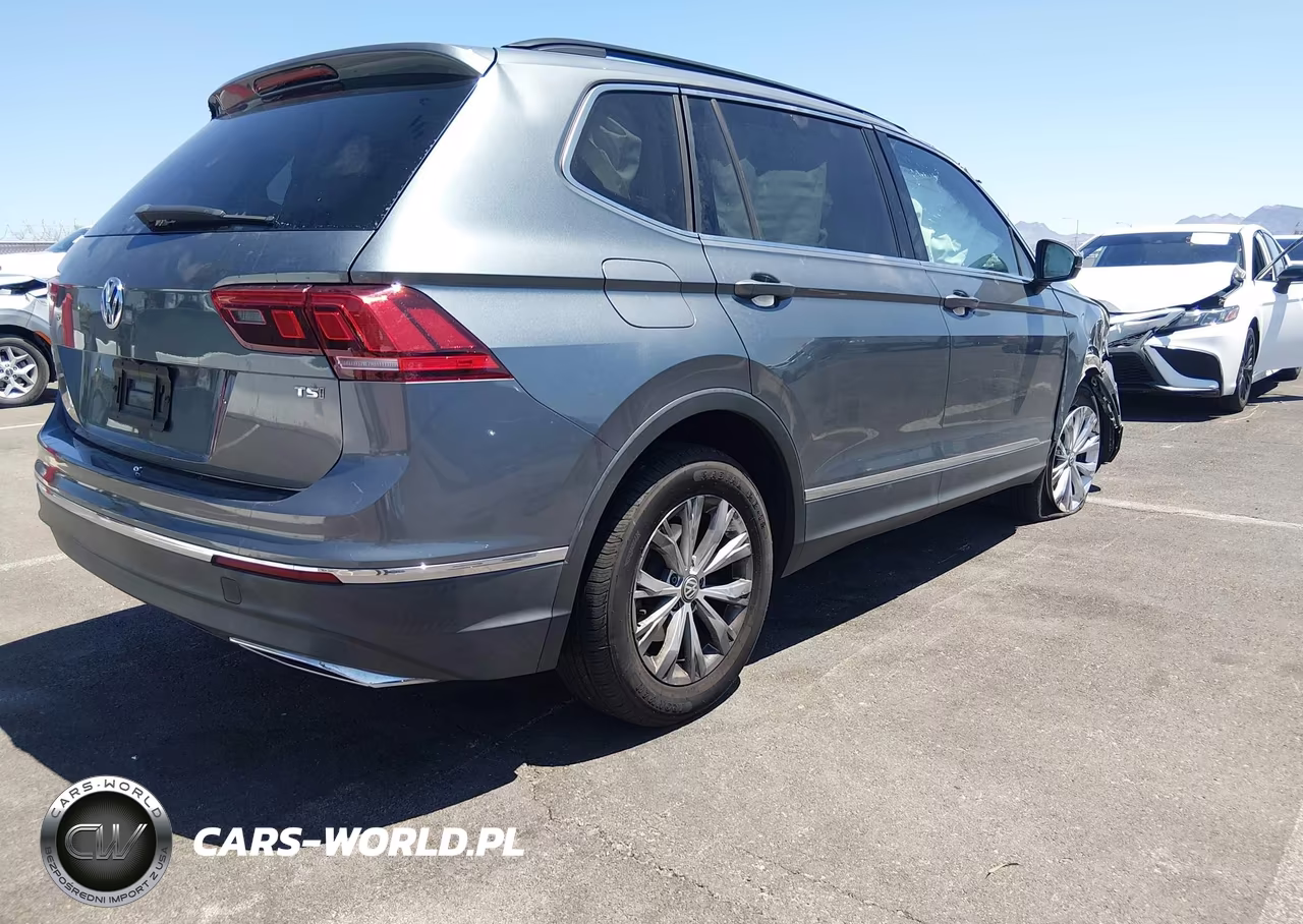 2018 Volkswagen Tiguan 2.0T Se-2.0T Sel VIN:3VV3B7AX8JM133813 - 4