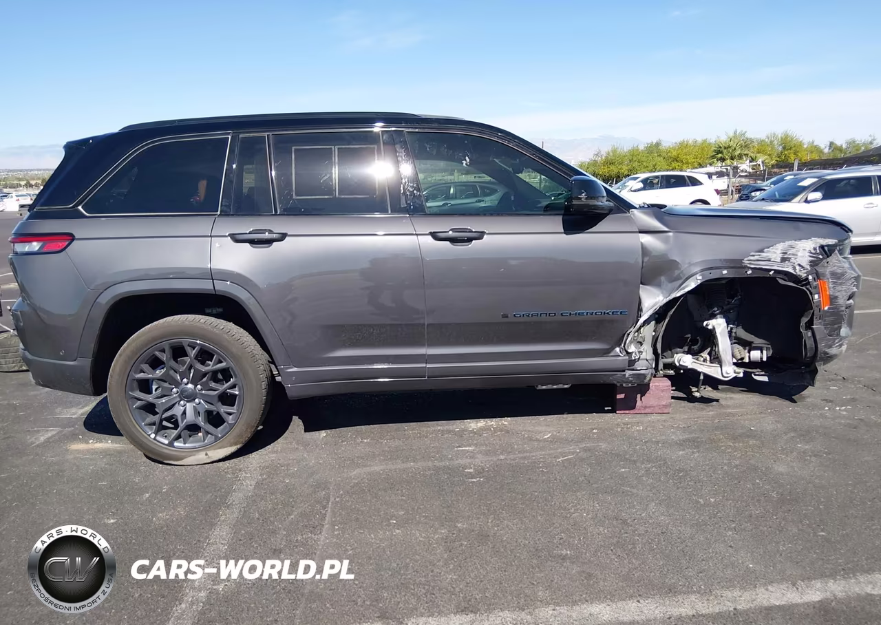 2025 Jeep Grand Cherokee 4Xe Summit Reserve VIN:1C4RJYE66S8691474 - 14