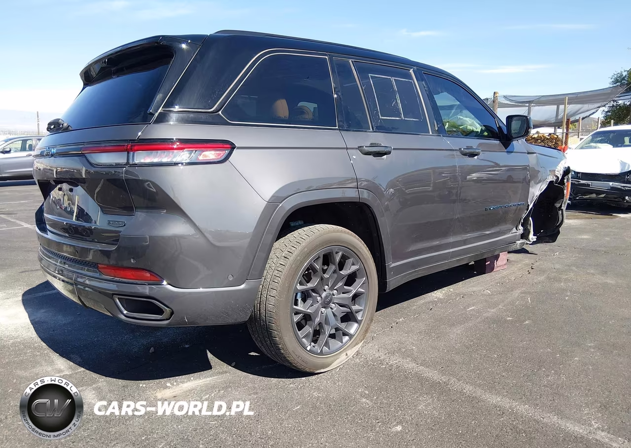 2025 Jeep Grand Cherokee 4Xe Summit Reserve VIN:1C4RJYE66S8691474 - 4