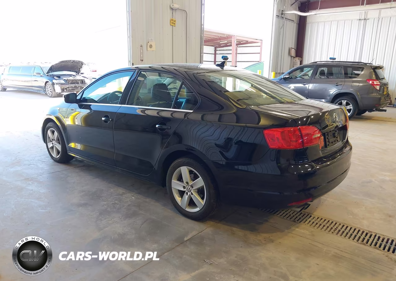 2014 Volkswagen Jetta 2.0L Tdi VIN:3VWLL7AJ4EM357932 - 2