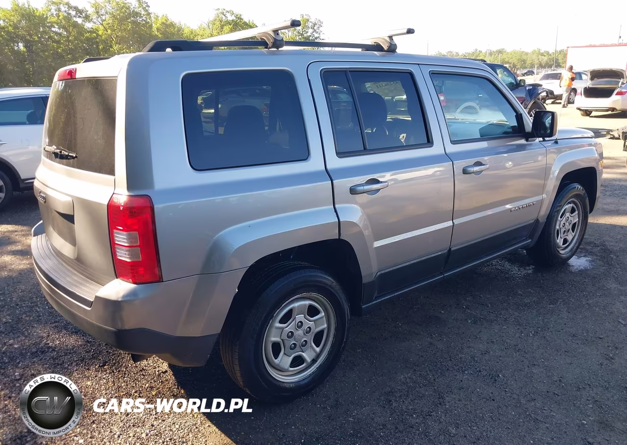 2016 Jeep Patriot Sport VIN:1C4NJPBB0GD776724 - 4