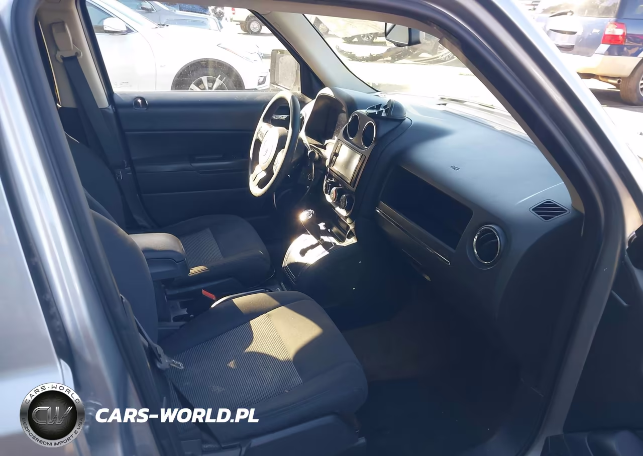 2016 Jeep Patriot Sport VIN:1C4NJPBB0GD776724 - 5