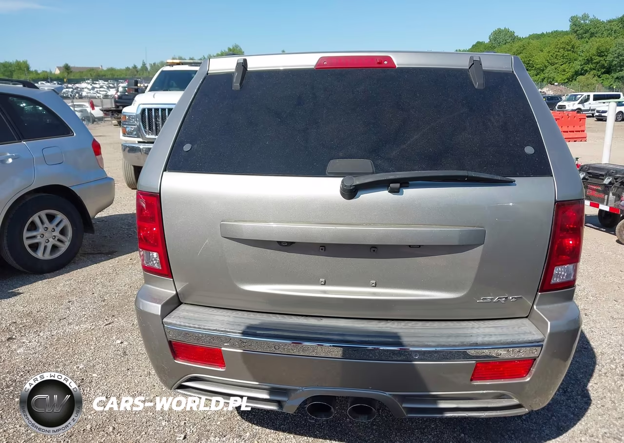 2008 Jeep Grand Cherokee Srt8 VIN:1J8HR78388C189421 - 16