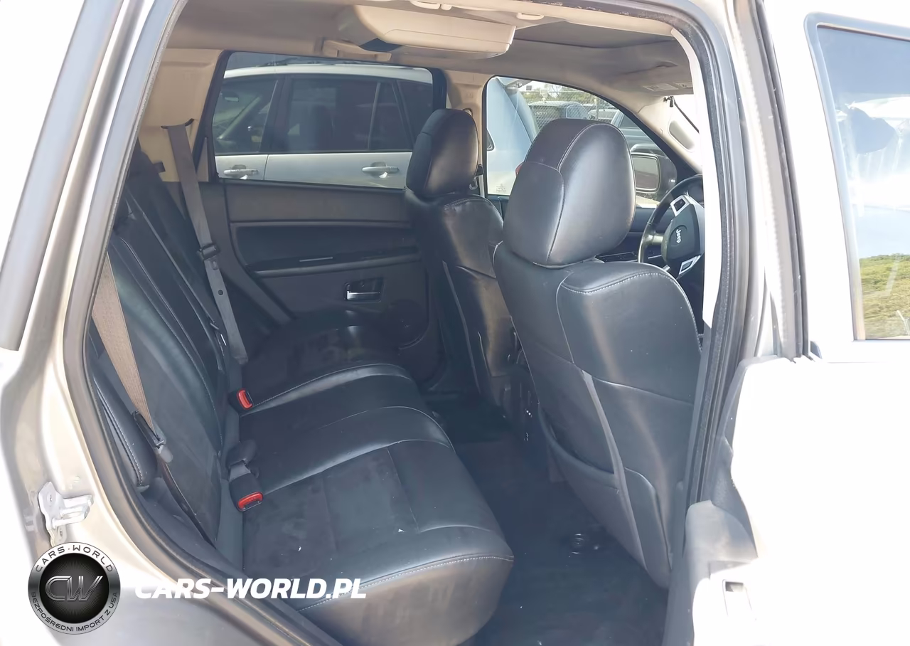 2008 Jeep Grand Cherokee Srt8 VIN:1J8HR78388C189421 - 8