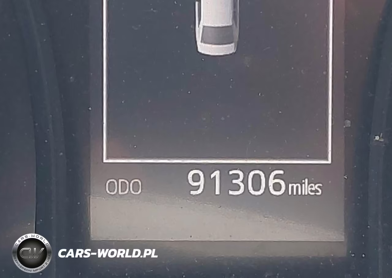 2018 Toyota Camry Le VIN:4T1B11HK4JU106944 - 16