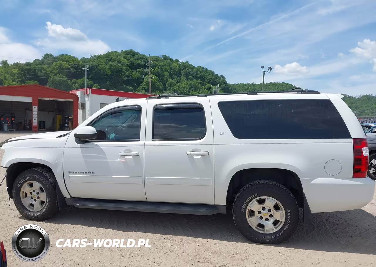 2013 Chevrolet Suburban 1500 Lt VIN:1GNSKJE70DR113860 - 15