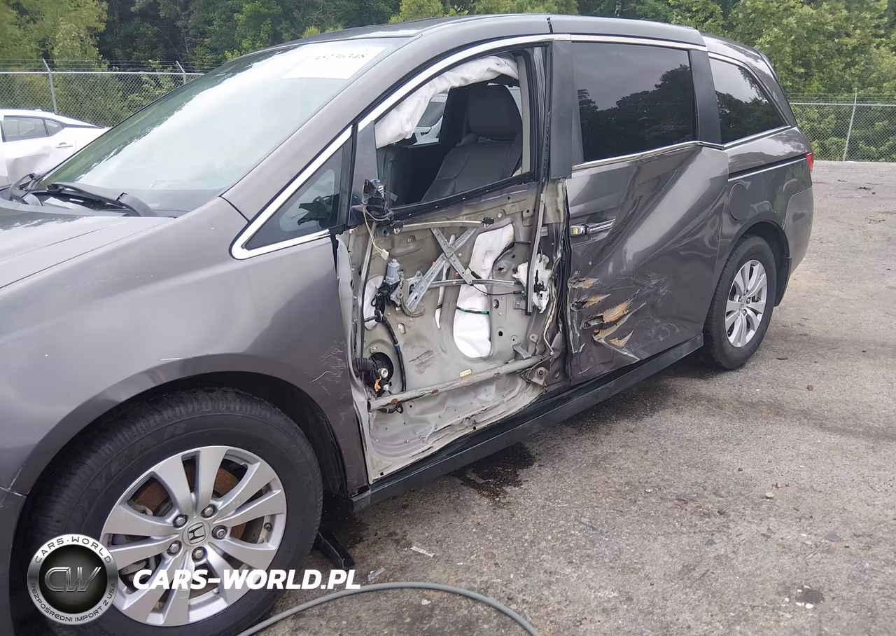 2015 Honda Odyssey Ex-L VIN:5FNRL5H62FB001973 - 6