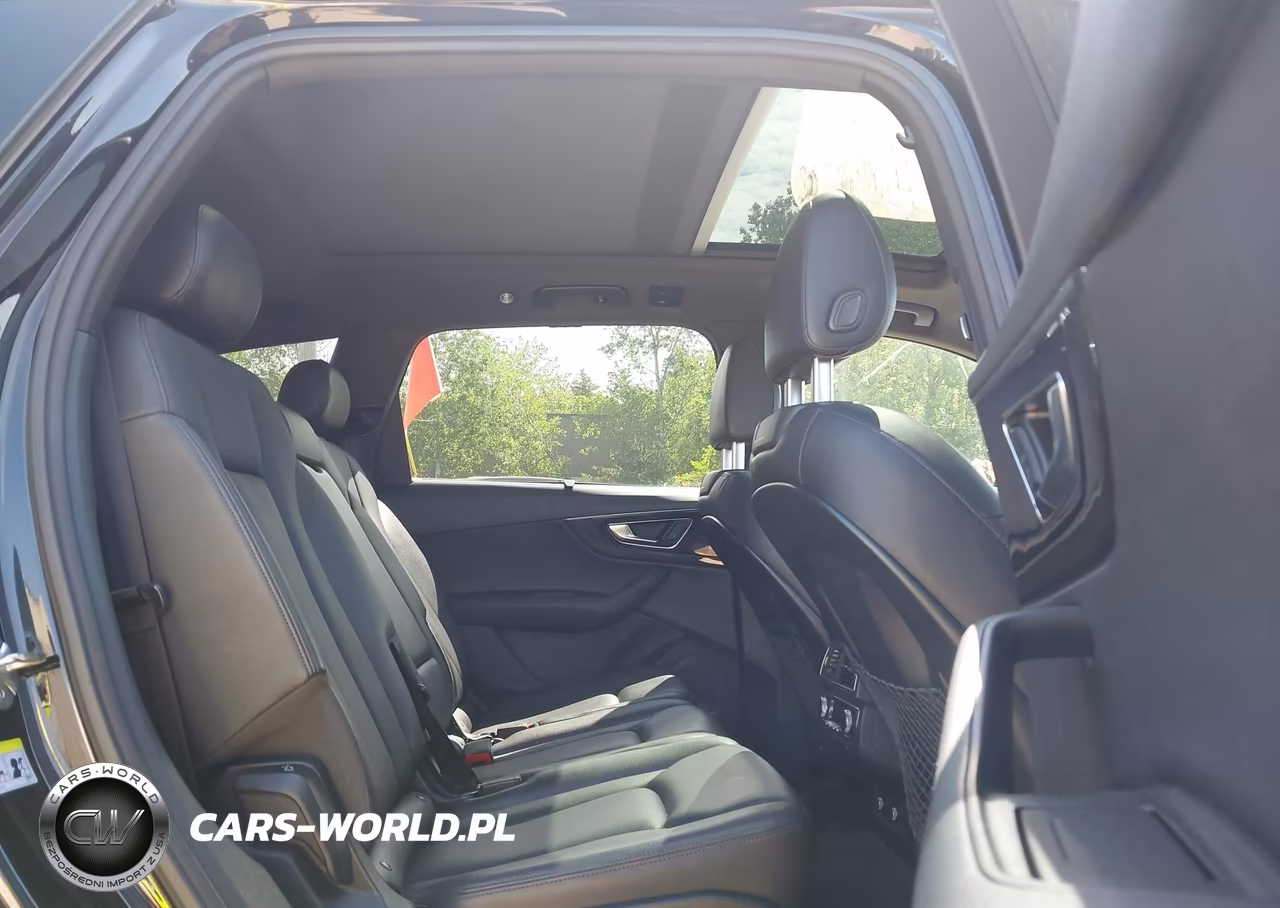 2019 Audi Q7 55 Premium VIN:WA1VAAF77KD023455 - 6