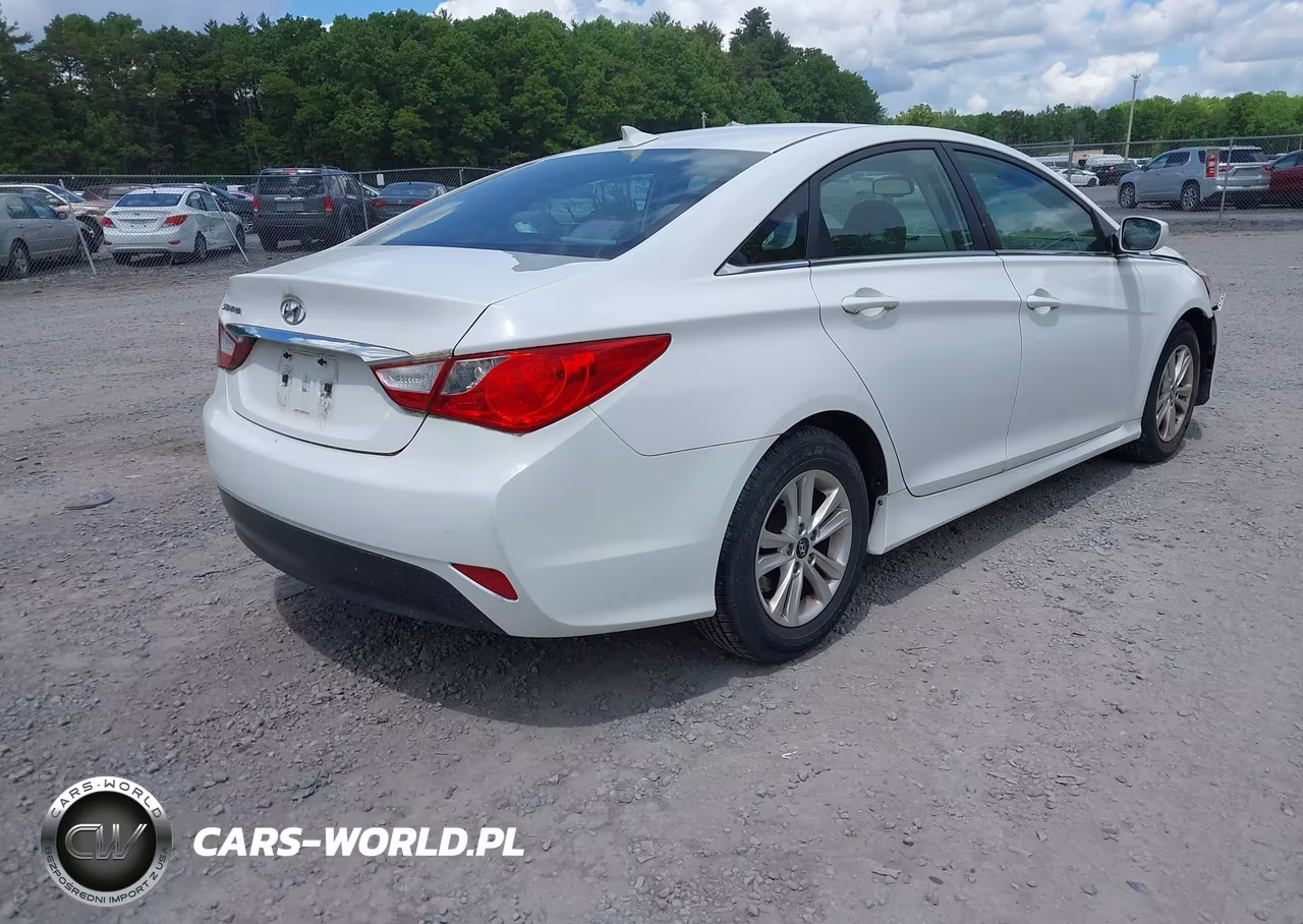 2014 Hyundai Sonata Gls VIN:5NPEB4AC2EH941153 - 4