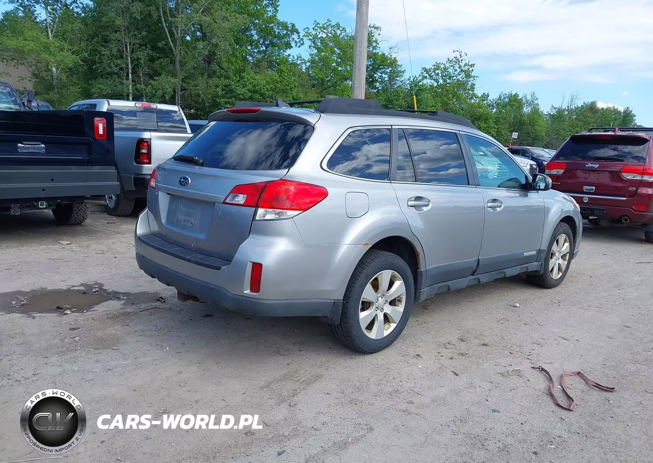 2011 Subaru Outback 2.5I Limited VIN:4S4BRBLC9B3366326 - 4