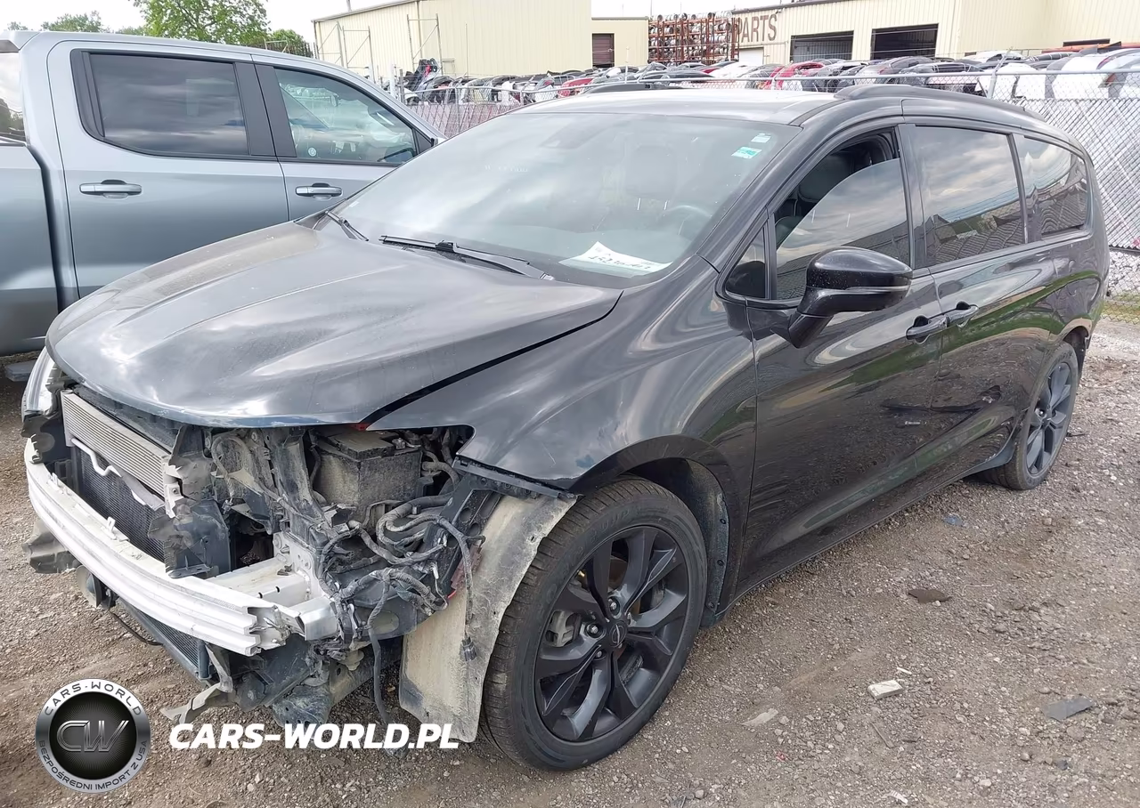 2019 Chrysler Pacifica Limited VIN:2C4RC1GG0KR634568 - 2