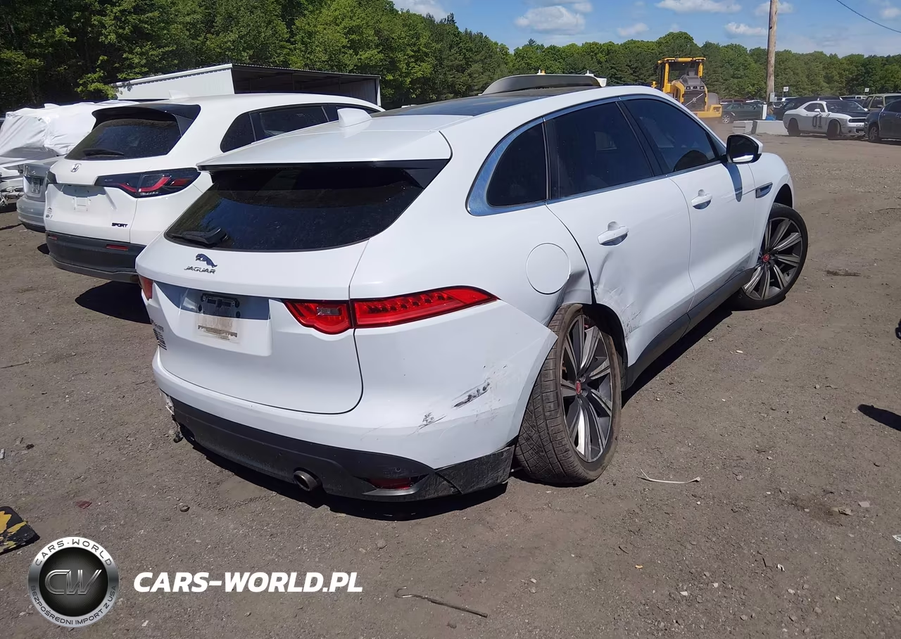 2017 Jaguar F-Pace 35T Prestige VIN:SADCK2BV9HA068254 - 4