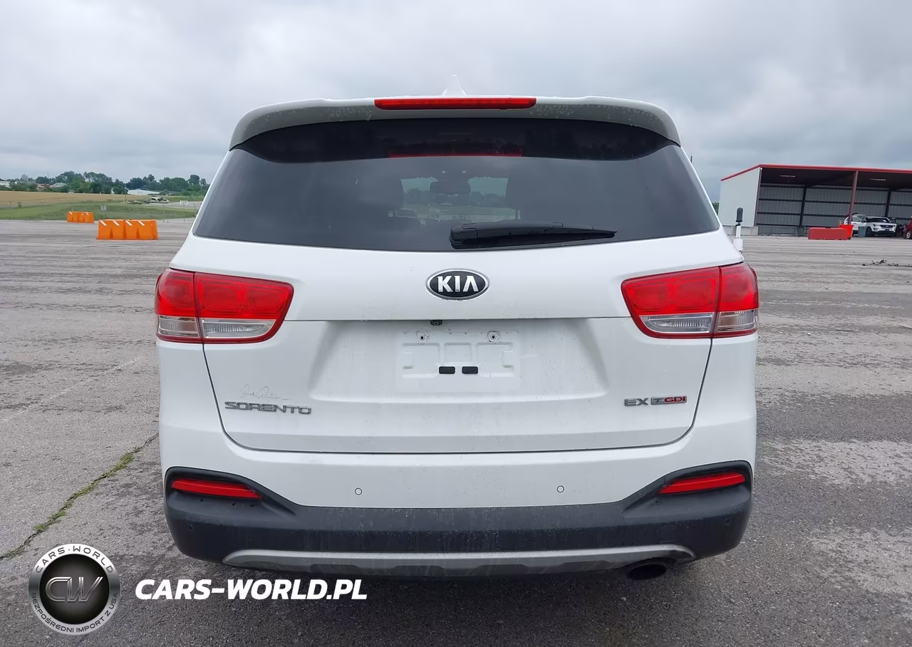 2016 Kia Sorento 2.0T Ex VIN:5XYPHDA19GG024842 - 16