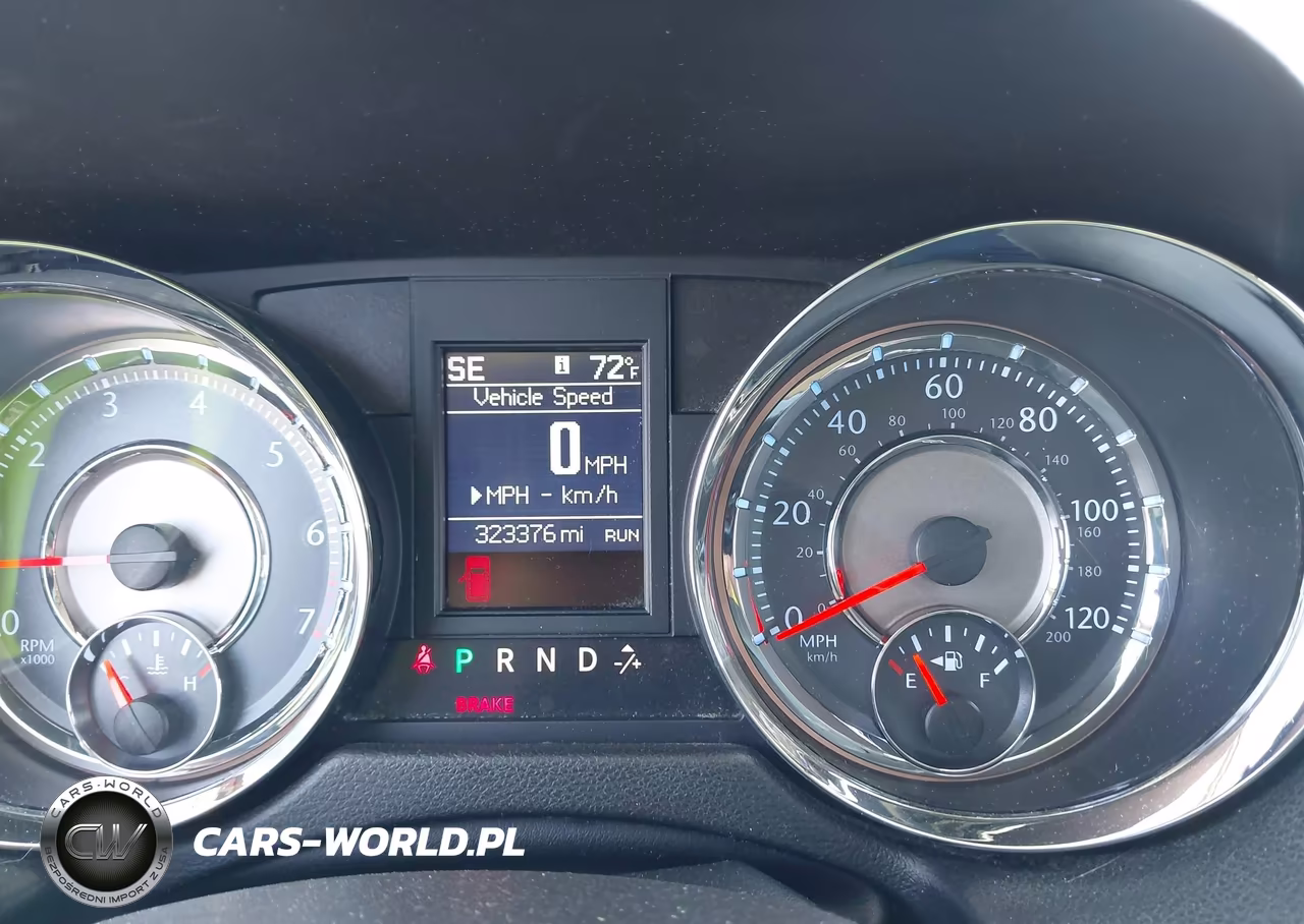 2013 Chrysler Town & Country Touring-L VIN:2C4RC1CG7DR589914 - 7