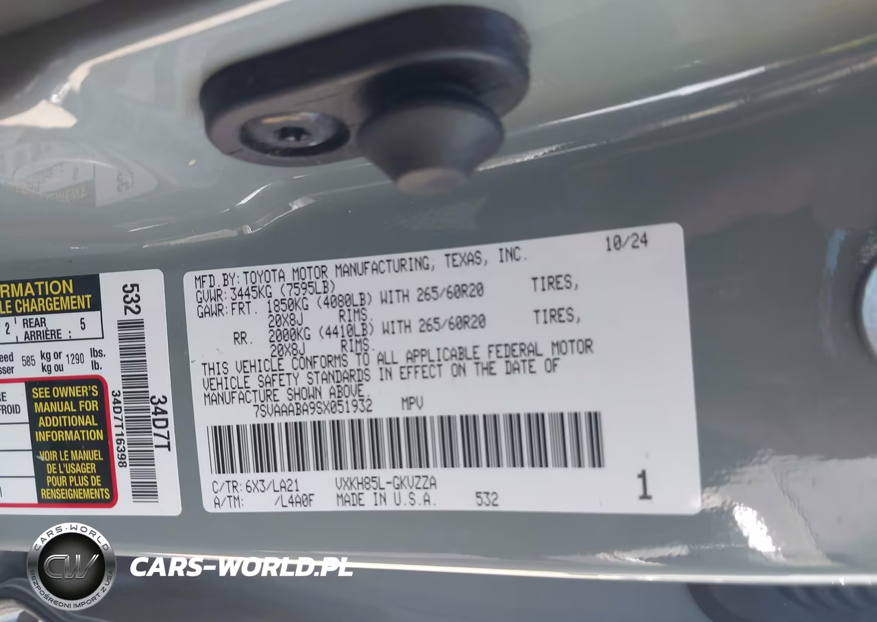 2025 Toyota Sequoia Platinum VIN:7SVAAABA9SX051932 - 9