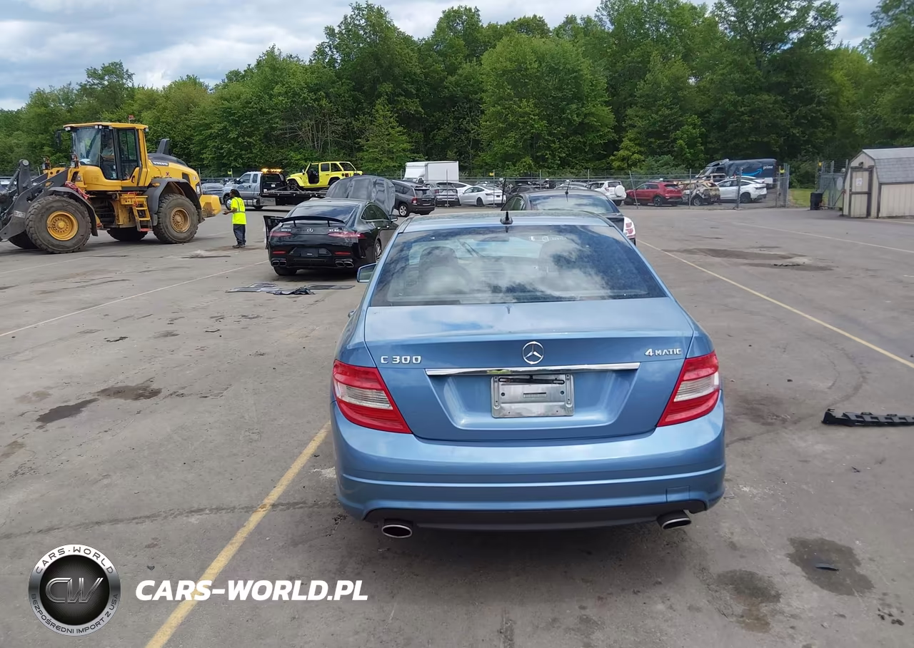 2011 Mercedes-Benz C 300 Sport 4Matic VIN:WDDGF8BB4BR174989 - 16