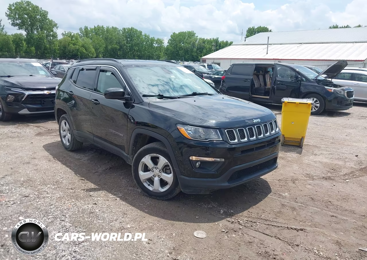 2020 Jeep Compass Latitude 4X4 – zdjęcie 1 z 17