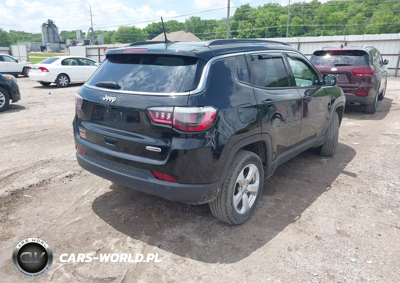 2020 Jeep Compass Latitude 4X4 VIN:3C4NJDBB5LT174159 - 4